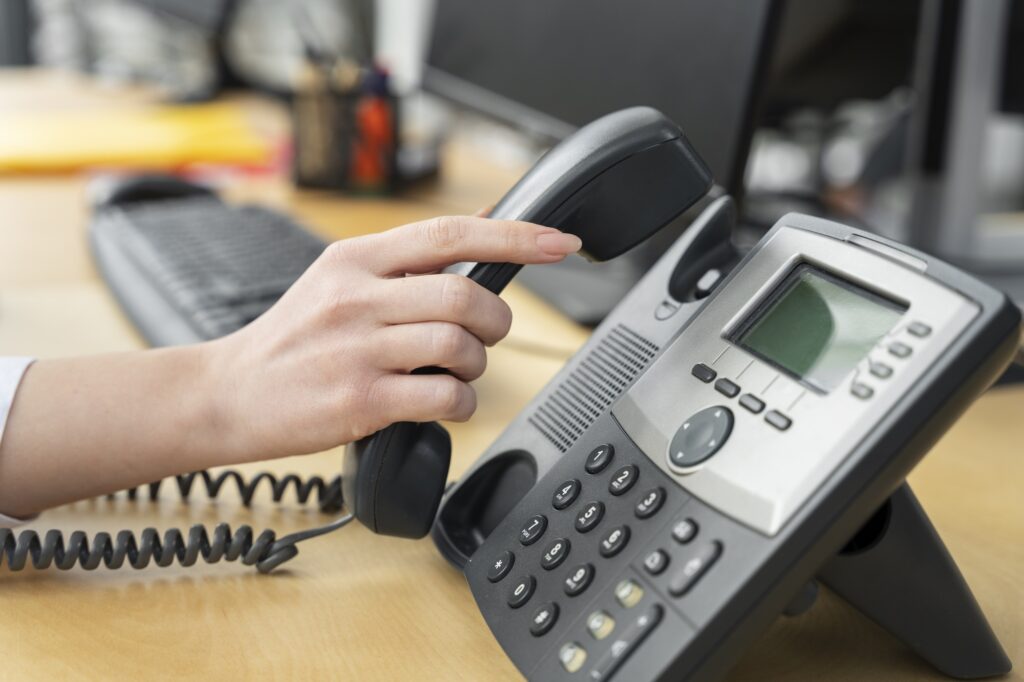 صفحه اصلی 20 close up person working call center 23 2149288224